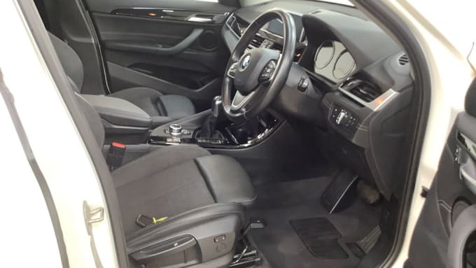2025 BMW X1