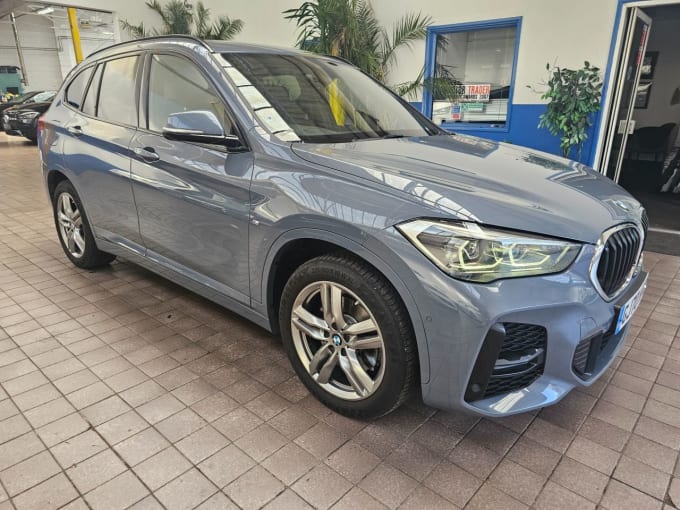 2025 BMW X1