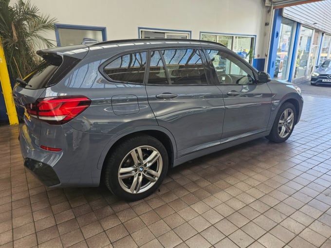 2025 BMW X1