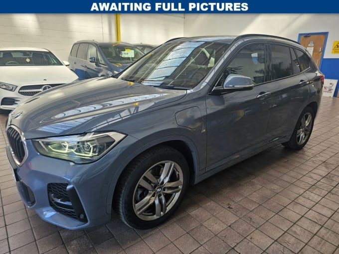 2025 BMW X1