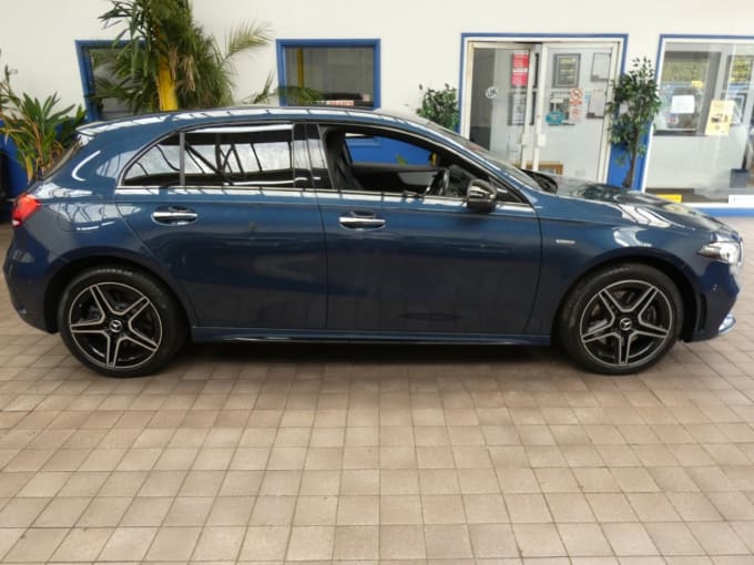 2025 Mercedes-benz A-class