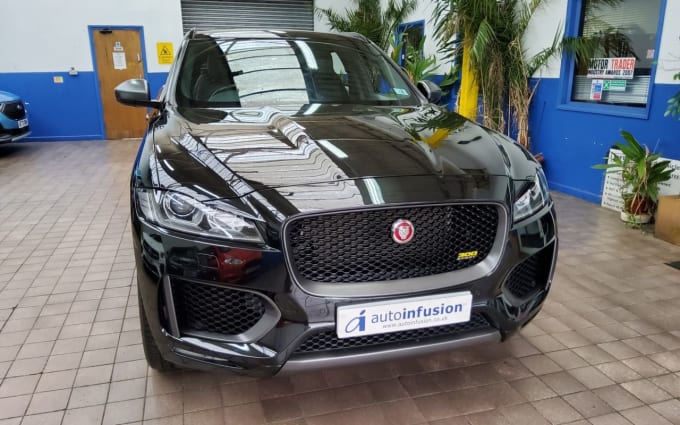 2025 Jaguar F-pace