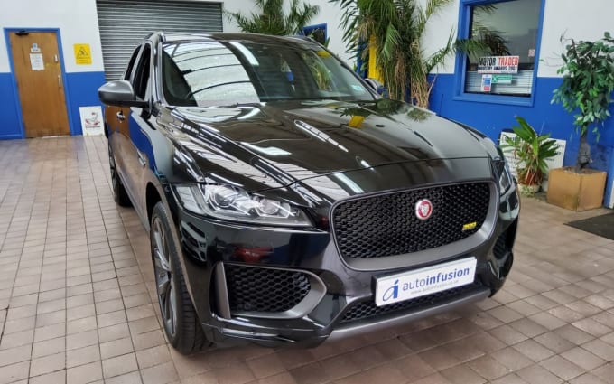 2025 Jaguar F-pace
