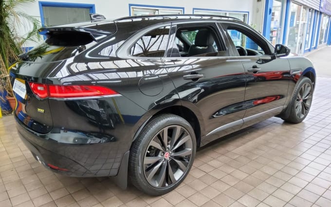 2025 Jaguar F-pace