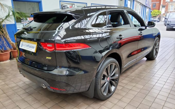2025 Jaguar F-pace