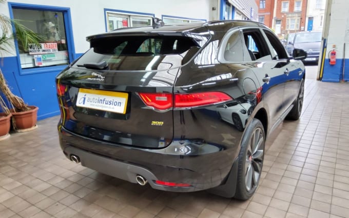 2025 Jaguar F-pace