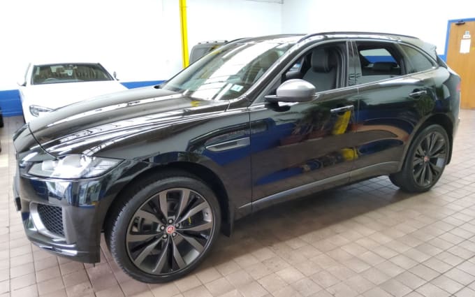 2025 Jaguar F-pace