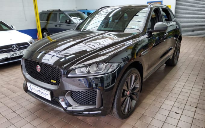 2025 Jaguar F-pace