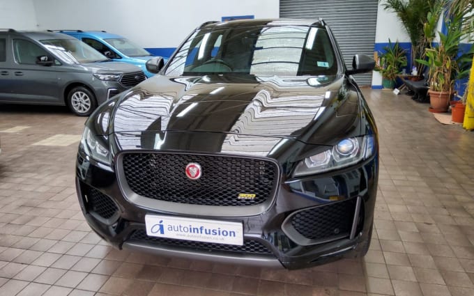 2025 Jaguar F-pace