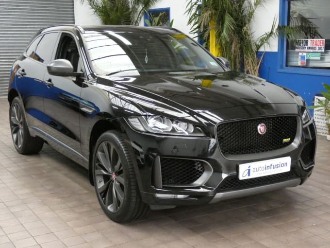2025 Jaguar F-pace