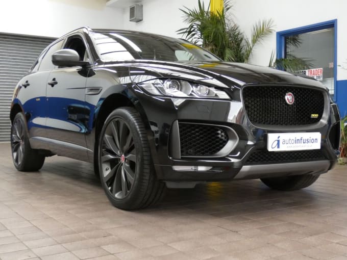 2025 Jaguar F-pace