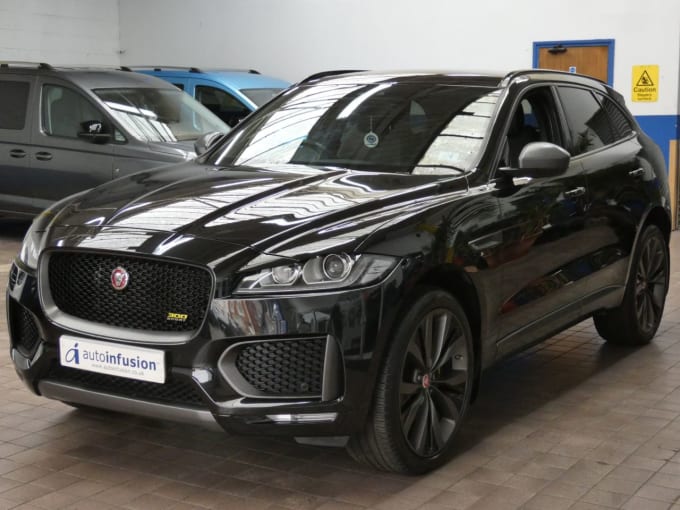 2025 Jaguar F-pace