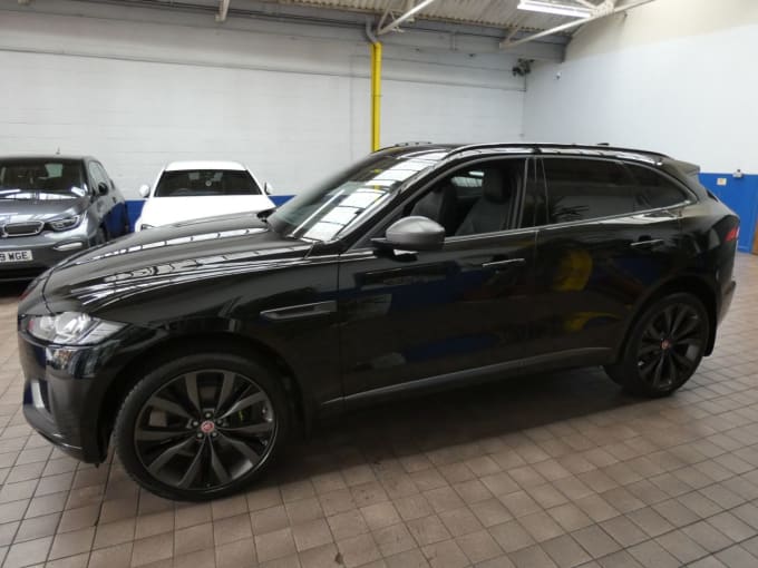 2025 Jaguar F-pace