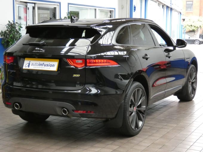 2025 Jaguar F-pace