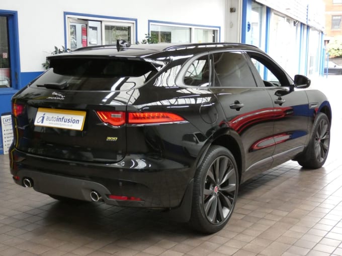 2025 Jaguar F-pace