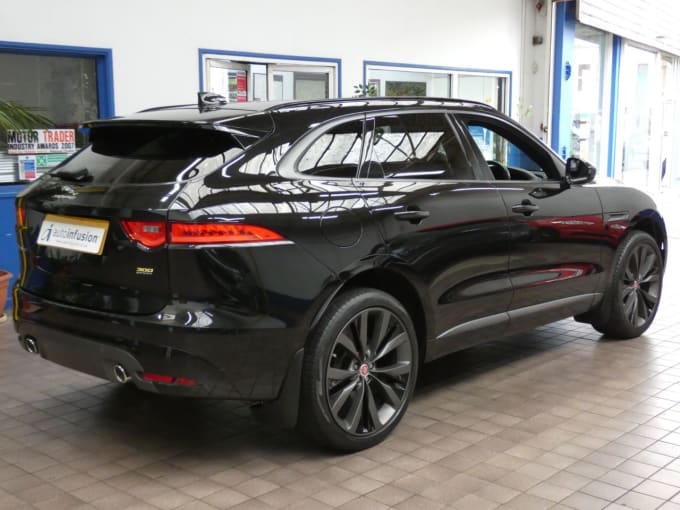 2025 Jaguar F-pace