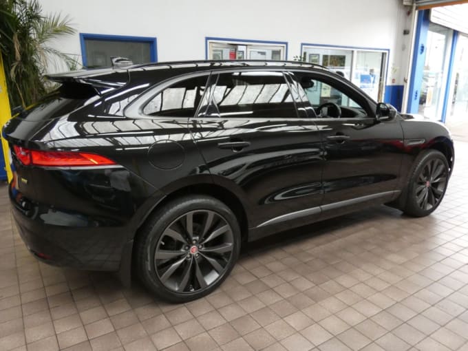 2025 Jaguar F-pace