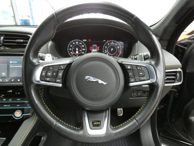 2025 Jaguar F-pace