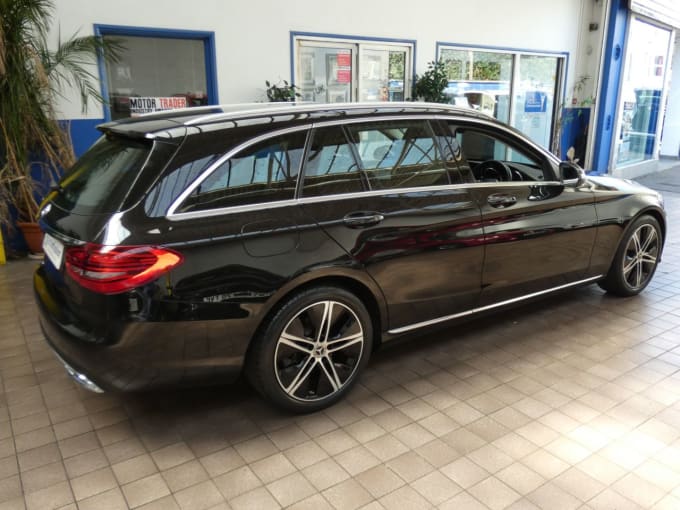 2025 Mercedes-benz C-class