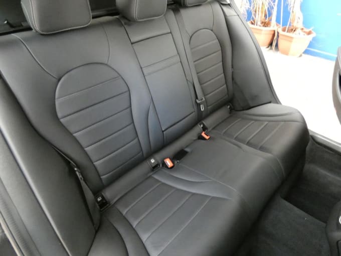 2025 Mercedes-benz C-class