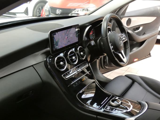 2025 Mercedes-benz C-class