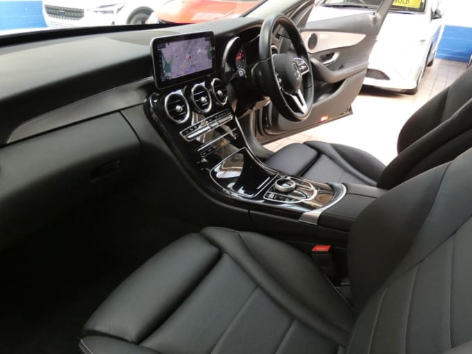 2025 Mercedes-benz C-class
