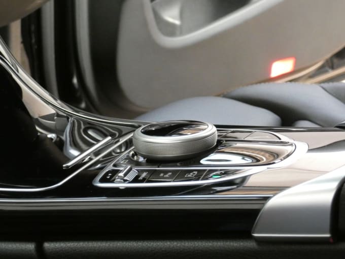2025 Mercedes-benz C-class