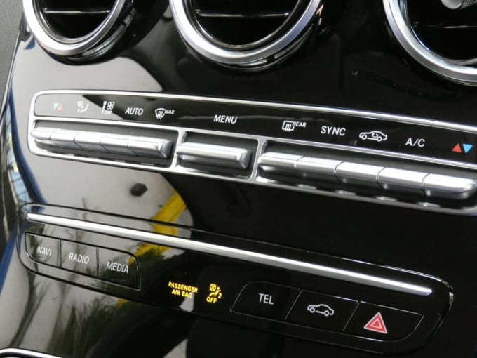 2025 Mercedes-benz C-class