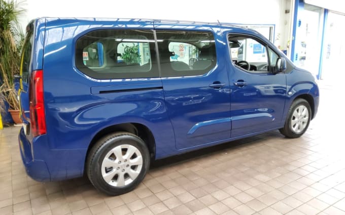 2025 Vauxhall Combo Life