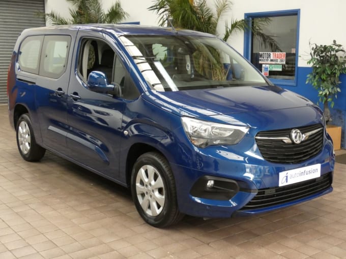 2025 Vauxhall Combo Life
