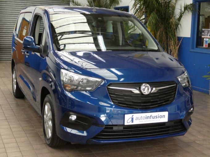 2025 Vauxhall Combo Life