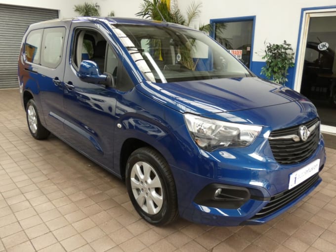 2025 Vauxhall Combo Life