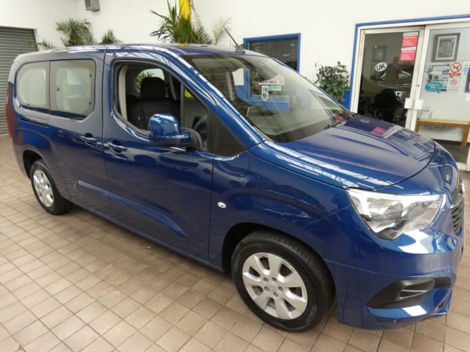 2025 Vauxhall Combo Life