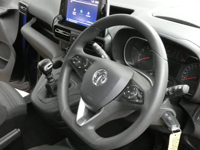 2025 Vauxhall Combo Life