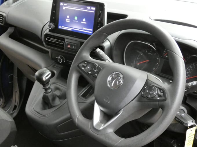 2025 Vauxhall Combo Life