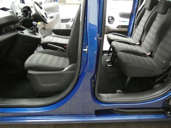 2025 Vauxhall Combo Life