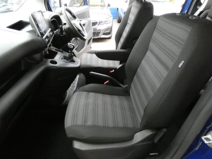 2025 Vauxhall Combo Life