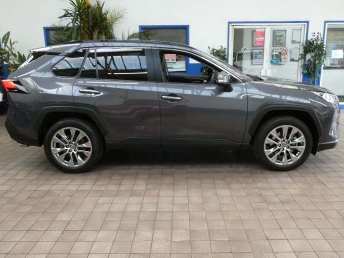 2025 Toyota Rav4