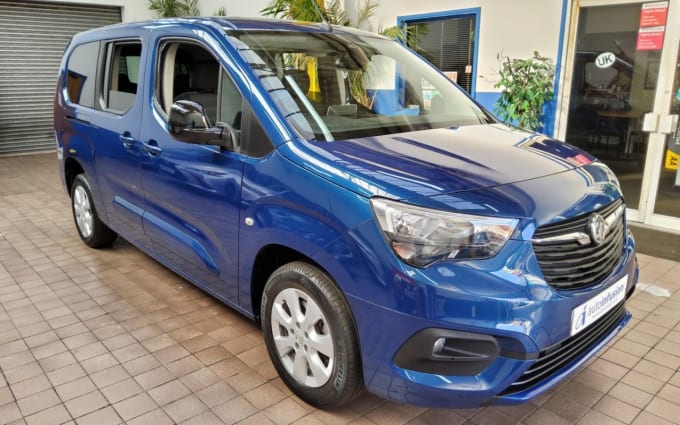 2025 Vauxhall Combo Life