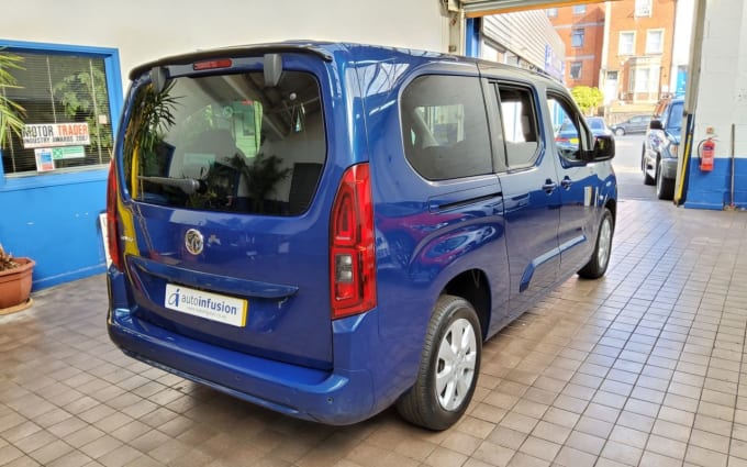 2025 Vauxhall Combo Life