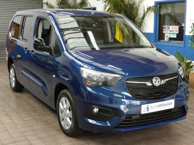 2025 Vauxhall Combo Life