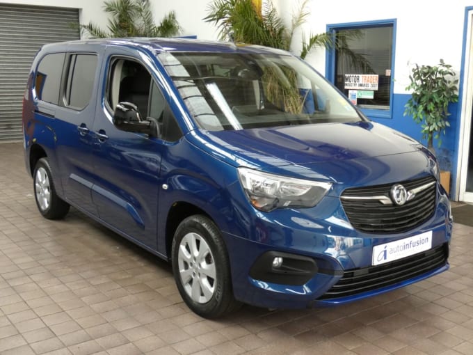 2025 Vauxhall Combo Life
