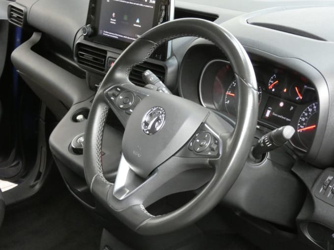 2025 Vauxhall Combo Life