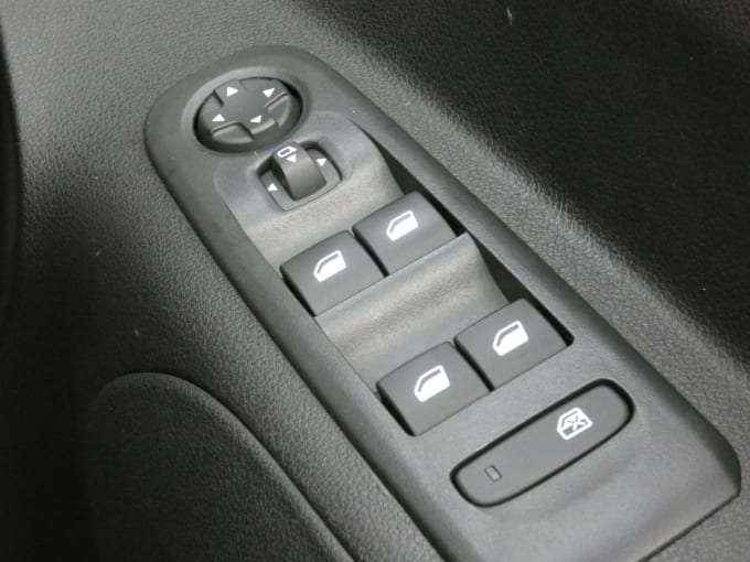 2025 Vauxhall Combo Life