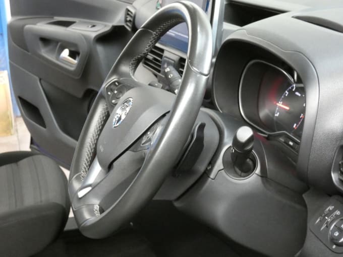 2025 Vauxhall Combo Life