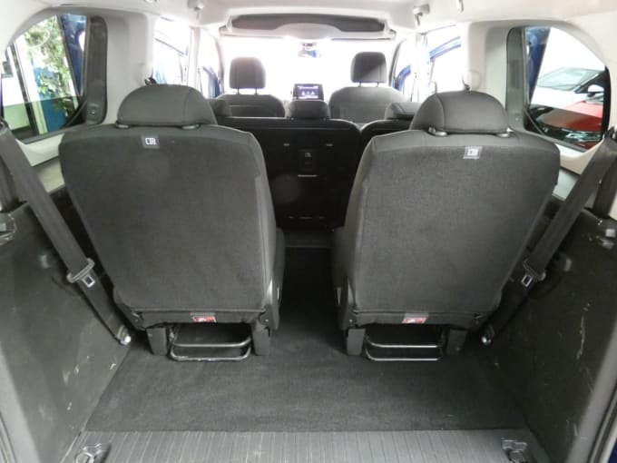 2025 Vauxhall Combo Life