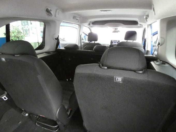 2025 Vauxhall Combo Life