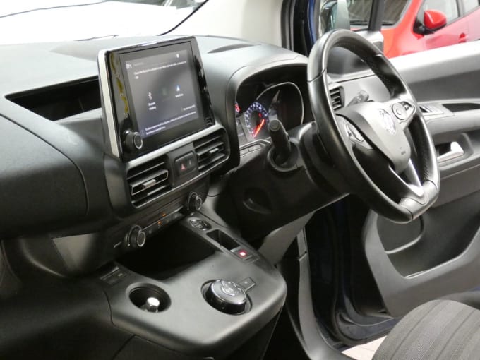 2025 Vauxhall Combo Life