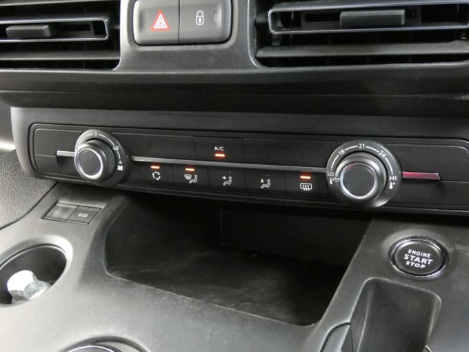 2025 Vauxhall Combo Life