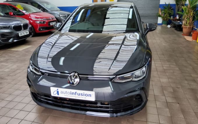 2025 Volkswagen Golf